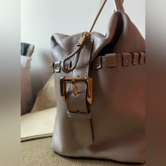 Burberry Y2K Leather Duffel Bag in Beige with Gold Accents - Picture 5 of 16